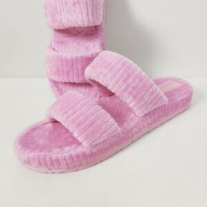 Circus NY Sam Edelman Lydia Pink Slippers Size 11 12 Plush Fuzzy House Shoes